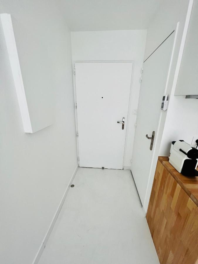 Appart. Avec Grande Terrasse Vue Ocean Apartment Saint-Gilles Les Bains Exterior photo
